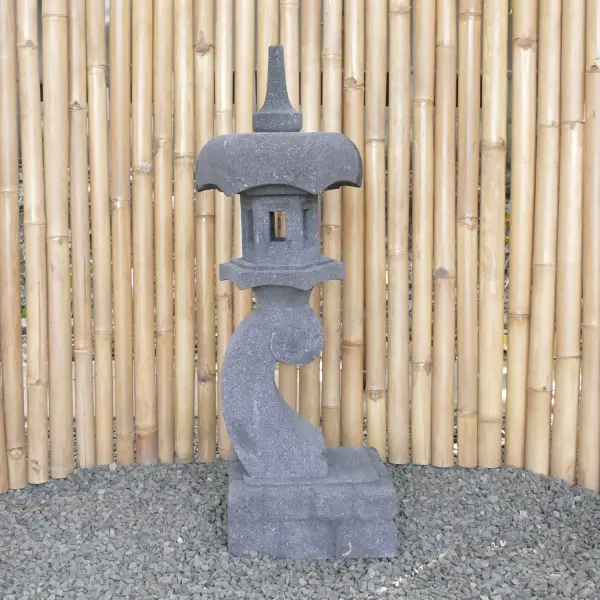 Product image 5 of the product “Japanese style Garden Lantern, made from Andesit Stone. Multipart. 90 cm Height, Roof is 30 cm width. ”